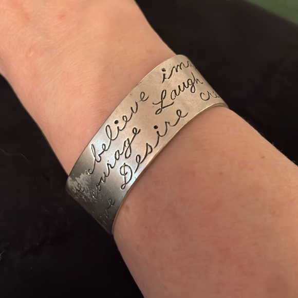 Chicos Live By Inspiration Cuff Silvertone - Picture 7 of 8